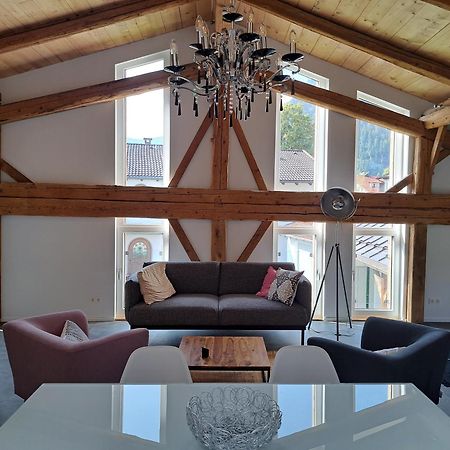 Neu! Ferienwohnungen Im Lueftlmalereck, Hennalahaus Oberammergau Luaran gambar