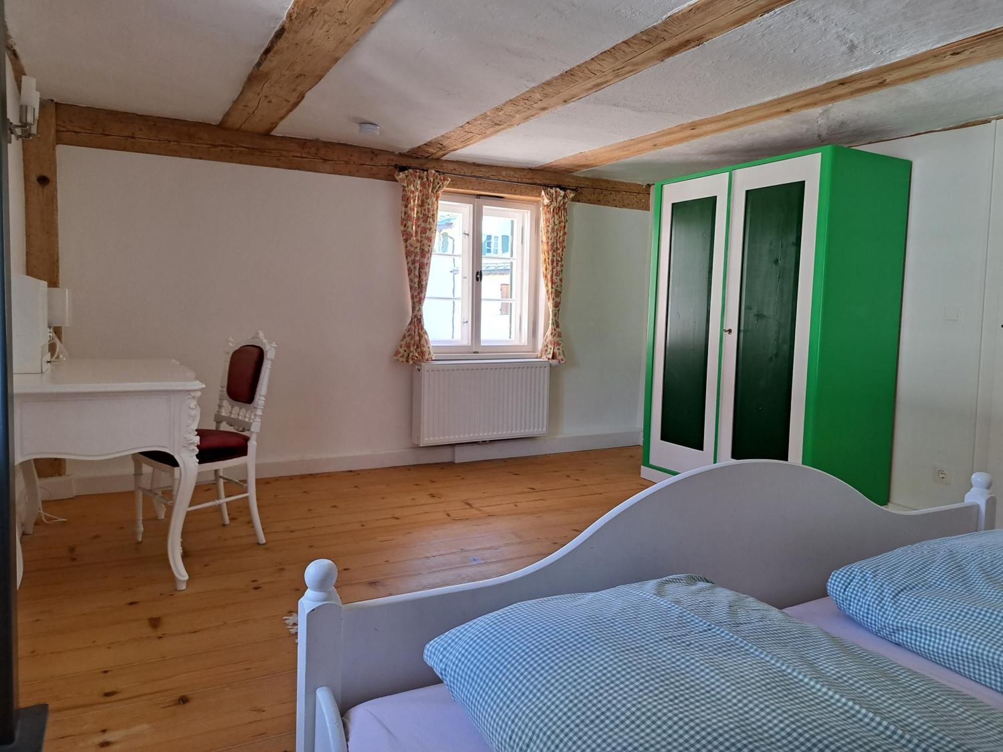 Neu! Ferienwohnungen Im Lueftlmalereck, Hennalahaus Oberammergau Luaran gambar