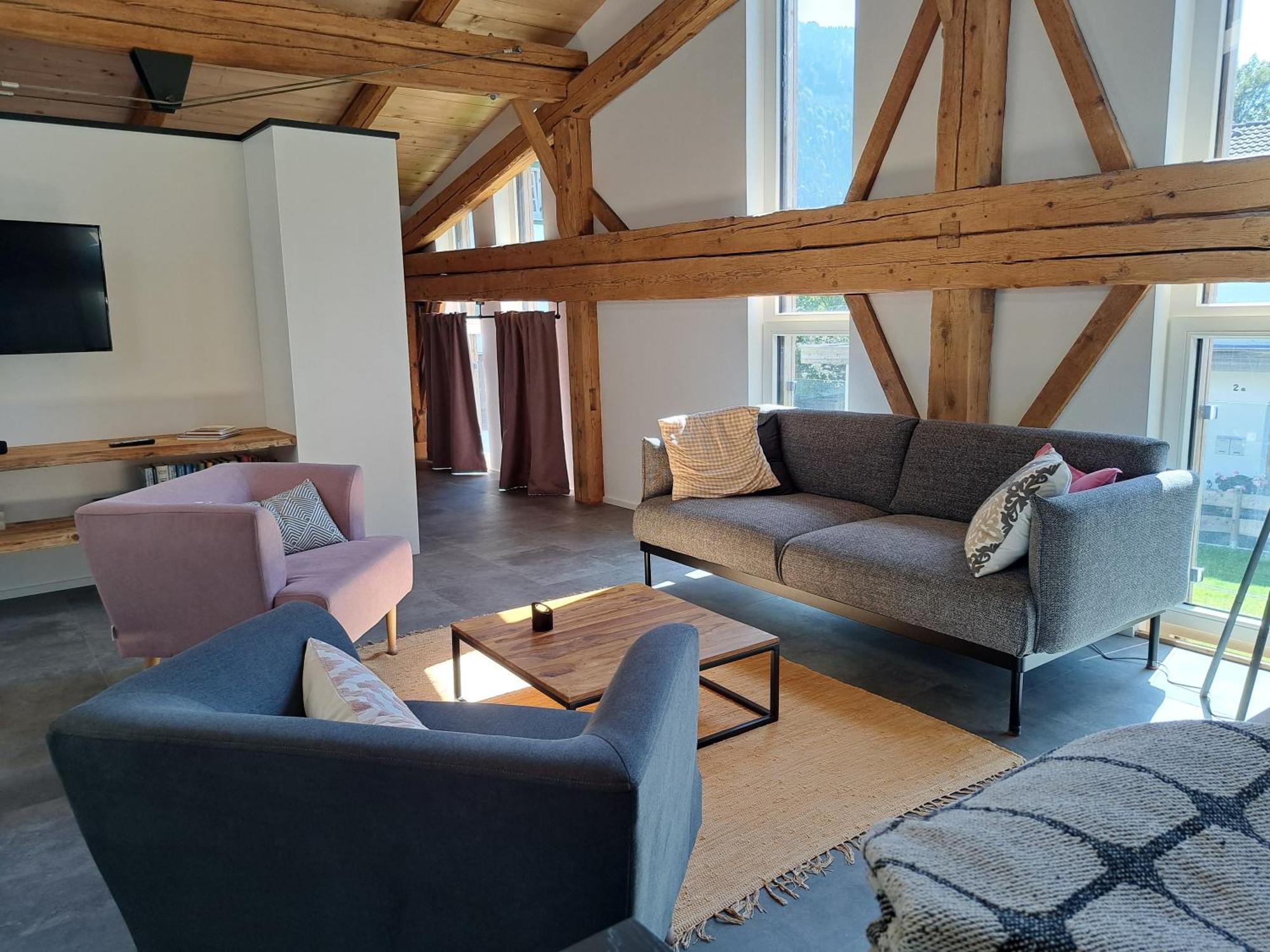 Neu! Ferienwohnungen Im Lueftlmalereck, Hennalahaus Oberammergau Luaran gambar